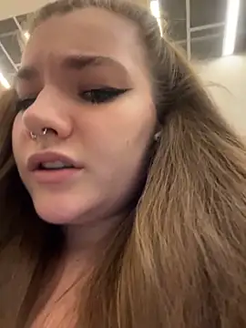 Snapshot of Holy_Tereza chatting on February 17, 2026, 3:51 pm Holy Tereza online show from February 17, 2026, 3:51 pm