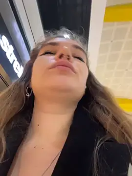 Snapshot of Holy_Tereza chatting on February 27, 2026, 3:23 pm Holy Tereza online show from February 27, 2026, 3:23 pm