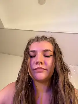 Snapshot of Holy_Tereza chatting on August 2, 2026, 3:54 pm Holy Tereza online show from August 2, 2026, 3:54 pm