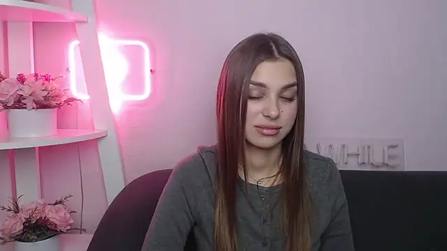 MilanaAngelAs online show from December 15, 2025, 8:57 pm