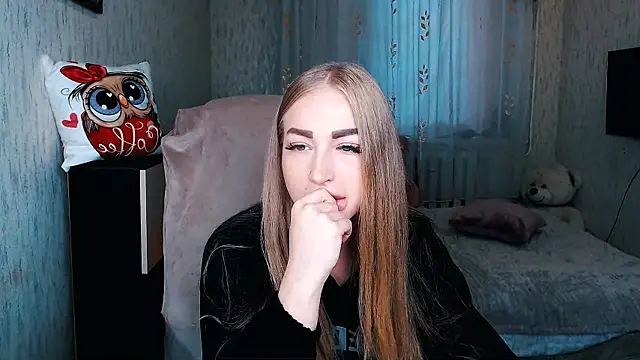  KittyBoo online show from September 21, 2025, 2:19 pm