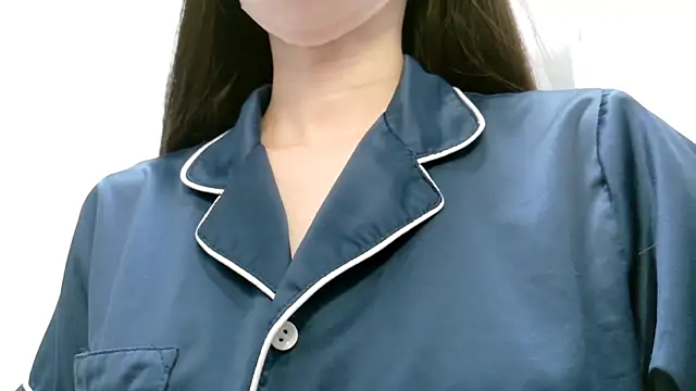 Snapshot of _mi_tsu_ki_ chatting on March 2, 2025, 1:49 pm  mi tsu ki  online show from March 2, 2025, 1:49 pm