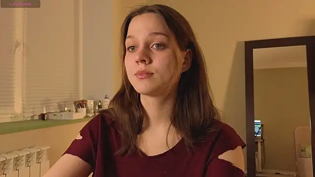 Snapshot of Addelin_Moon chatting on November 20, 2025, 4:29 pm Addelin Moon online show from November 20, 2025, 4:29 pm