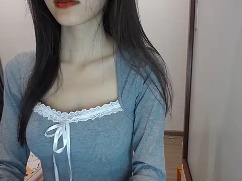 LiDonnaa online show from February 26, 2025, 2:03 pm