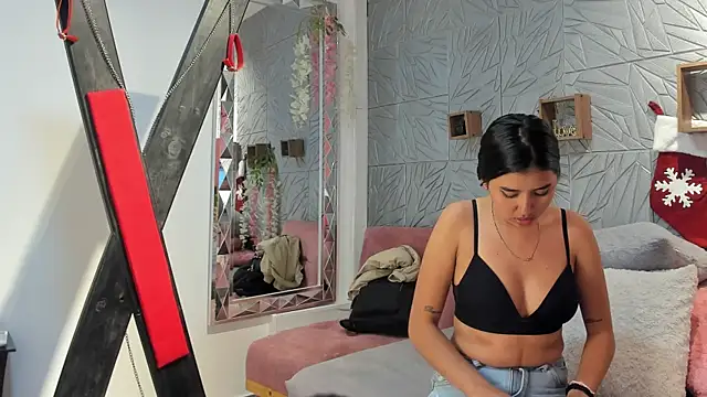 LilithKlain  online show from December 21, 2024, 7:27 pm