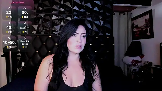 Snapshot of charlottemeyerr chatting on January 1, 2025, 6:06 pm charlottemeyerr online show from January 1, 2025, 6:06 pm