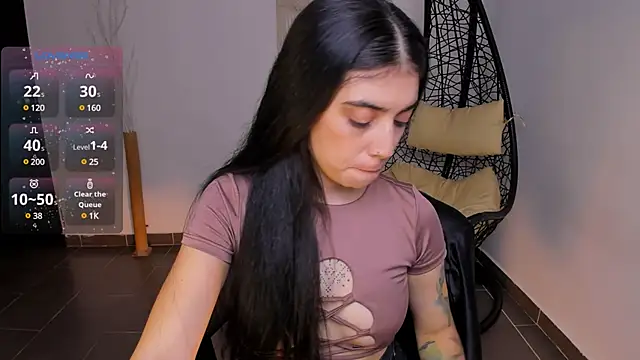 Snapshot of Nina-monroe chatting on January 13, 2025, 12:30 am Nina-monroe online show from January 13, 2025, 12:30 am