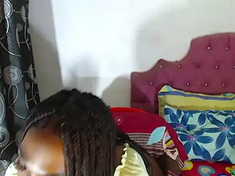 KandyHot  online show from February 26, 2025, 1:32 am