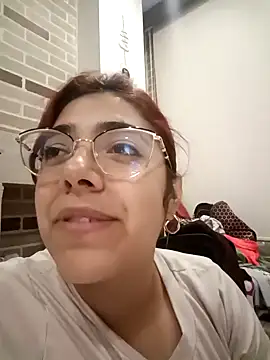 Rousse Collinss online show from December 4, 2024, 4:38 pm