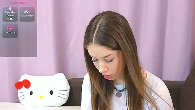 Snapshot of ellie_kramer chatting on July 14, 2026, 6:13 pm ellie kramer online show from July 14, 2026, 6:13 pm