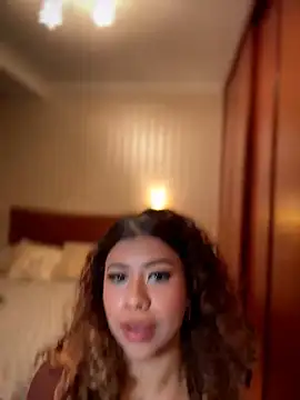 LEONCITA  online show from February 28, 2026, 7:15 pm