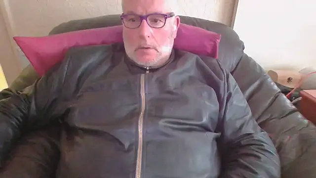 Snapshot of Leatherman63 chatting on June 30, 2026, 11:44 am Leatherman63 online show from June 30, 2026, 11:44 am