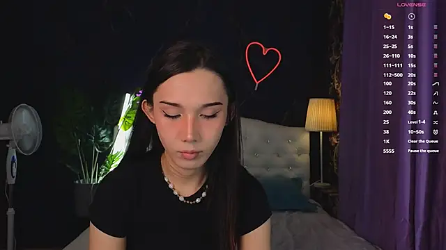 Kaia Sunshine Mia online show from January 20, 2025, 2:46 pm