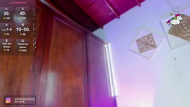 AdelineEvanss online show from December 16, 2024, 7:04 am