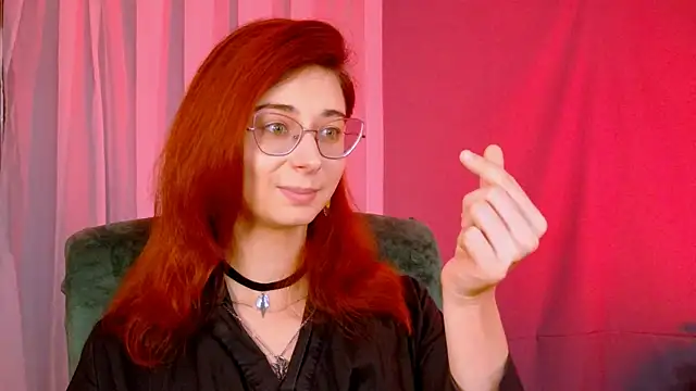Orianna Fox online show from September 24, 2025, 2:20 pm