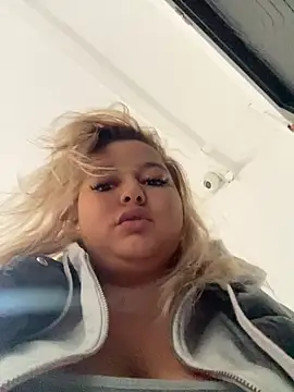 AllysonK online show from February 4, 2025, 9:49 am