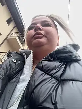 AllysonK online show from February 28, 2025, 8:53 am