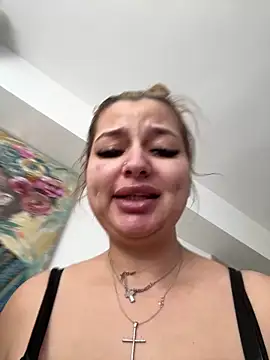 AllysonK online show from March 4, 2026, 12:22 pm