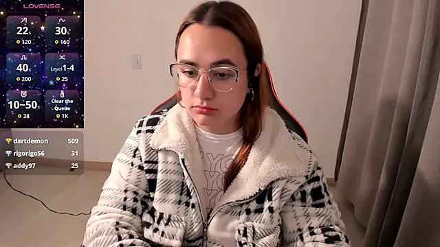 maryluna95 online show from November 13, 2025, 6:01 am