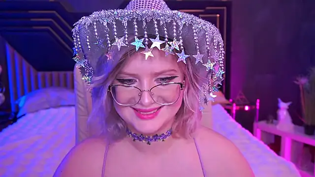 CoolTatis online show from December 21, 2025, 7:26 am