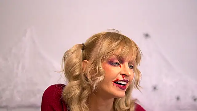 Snapshot of BritneyHudson chatting on October 31, 2025, 4:57 am BritneyHudson online show from October 31, 2025, 4:57 am