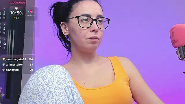 Snapshot of RitaSonnet chatting on March 12, 2025, 2:01 pm RitaSonnet online show from March 12, 2025, 2:01 pm