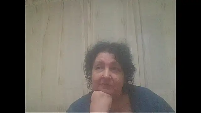 Snapshot of maturekorine chatting on October 13, 2025, 3:45 pm maturekorine online show from October 13, 2025, 3:45 pm