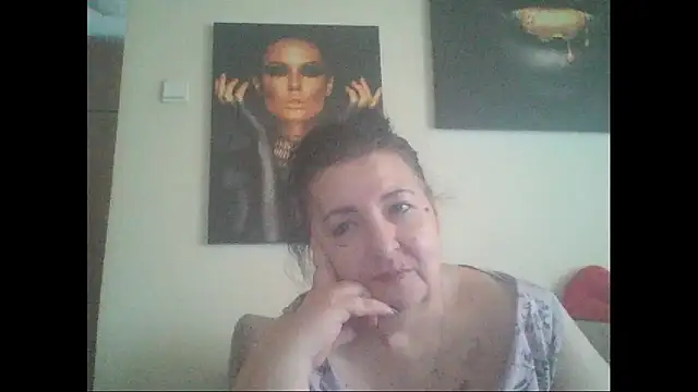 Snapshot of maturekorine chatting on July 6, 2026, 10:23 am maturekorine online show from July 6, 2026, 10:23 am