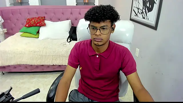 boylittle19cm online show from October 8, 2025, 11:52 am