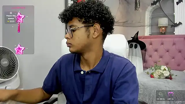 boylittle19cm online show from November 1, 2025, 12:29 pm