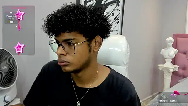 boylittle19cm online show from November 5, 2025, 12:49 pm