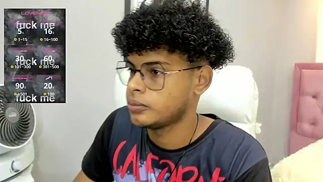 boylittle19cm online show from November 15, 2025, 12:34 pm