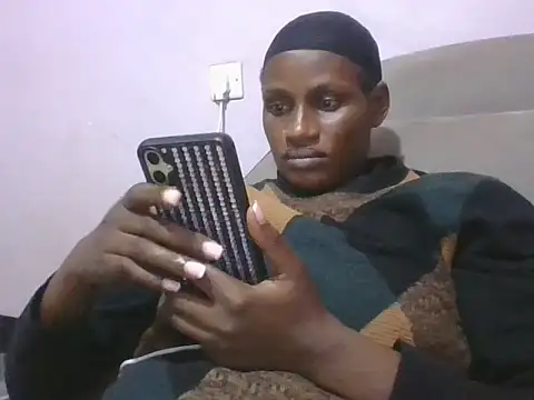 Snapshot of hairy_pussy4 chatting on October 30, 2025, 9:04 pm hairy pussy4 online show from October 30, 2025, 9:04 pm