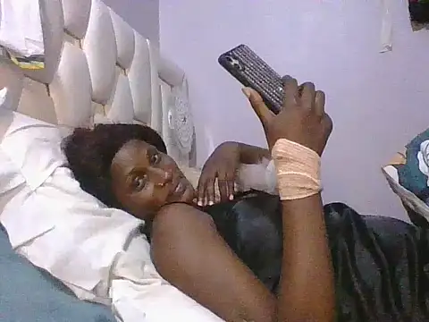 Snapshot of hairy_pussy4 chatting on November 13, 2025, 8:41 pm hairy pussy4 online show from November 13, 2025, 8:41 pm