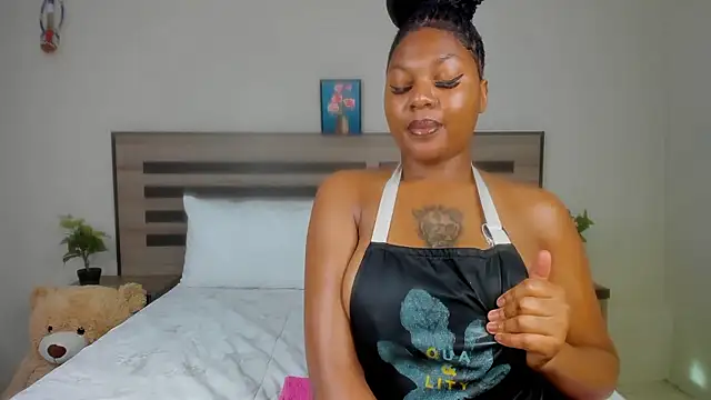 Renee-18 online show from December 8, 2024, 5:07 am