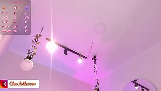 Charlotte Jones   online show from February 7, 2025, 5:29 pm