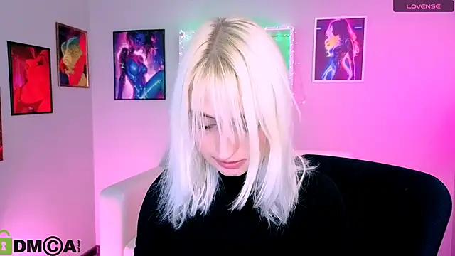 melisa white1 online show from November 13, 2025, 8:41 pm