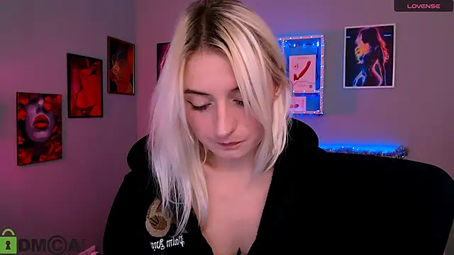 melisa white1 online show from January 15, 2026, 8:45 pm