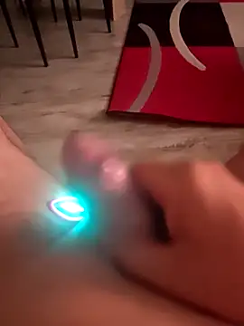 Szeltolo001 online show from March 24, 2026, 3:33 am