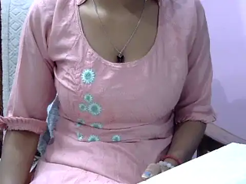 momo lov online show from December 29, 2024, 5:10 am