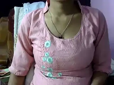 momo lov online show from December 29, 2024, 8:11 am