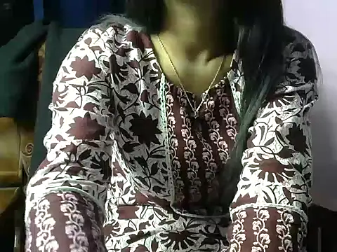 momo lov online show from January 27, 2025, 4:41 am