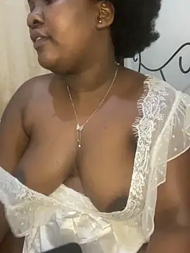 sweet18creamybigpussy online show from September 15, 2025, 7:58 pm