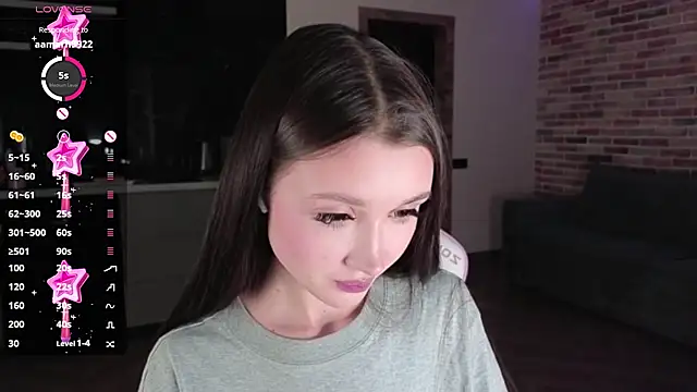 sweetiebones online show from December 15, 2024, 3:09 pm