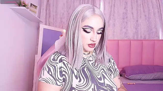 bella-green online show from February 14, 2025, 7:02 pm