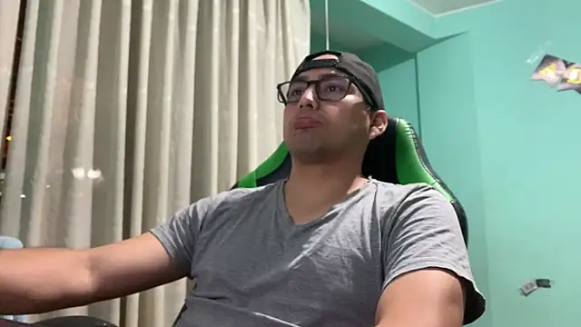Snapshot of Allen_ibe chatting on May 23, 2026, 1:00 am Allen ibe online show from May 23, 2026, 1:00 am
