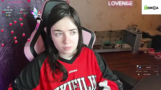 Crazy forest fairy online show from November 3, 2025, 10:42 pm