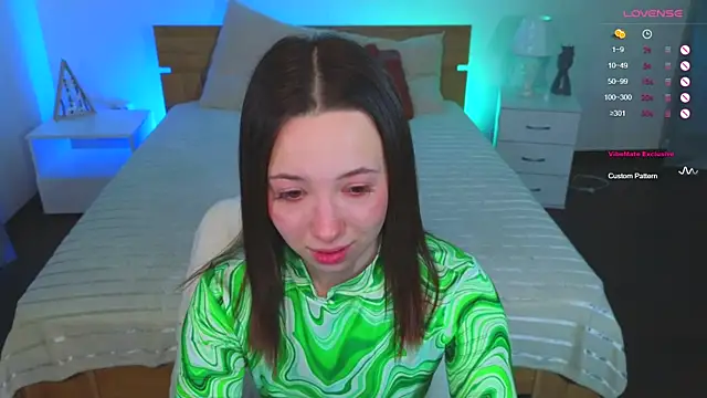 Hayle Hill online show from January 14, 2025, 5:19 am