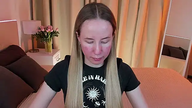 Cassie Kelman online show from February 1, 2025, 2:58 am