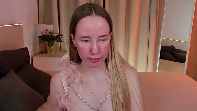 Cassie Kelman online show from March 23, 2025, 3:10 am